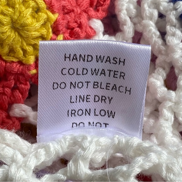 BiBi Crochet Floral Knit Long Sleeve Sweater Top Womens Size Medium Boho - Picture 8 of 8